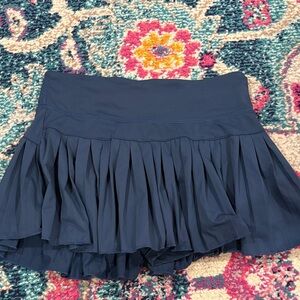 GOLD HINGE SKIRT • SIZE MEDIUM • GREAT CONDITION • MAKE OFFERS